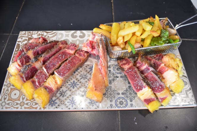 Las Brasas Steakhouse - Carnes Premium - 9