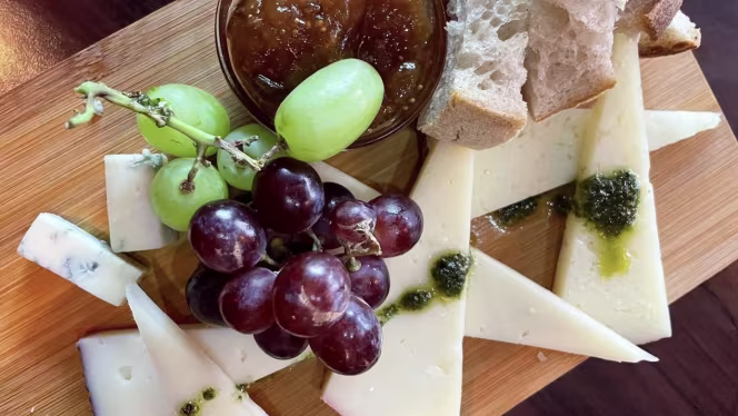 Mondo Tapas Bar & Restaurang - 2