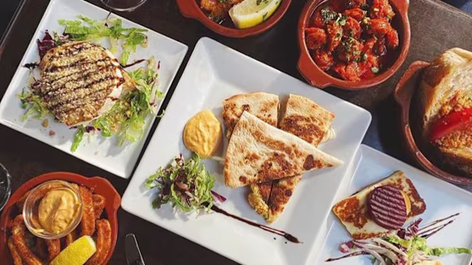 Mondo Tapas Bar & Restaurang - 6