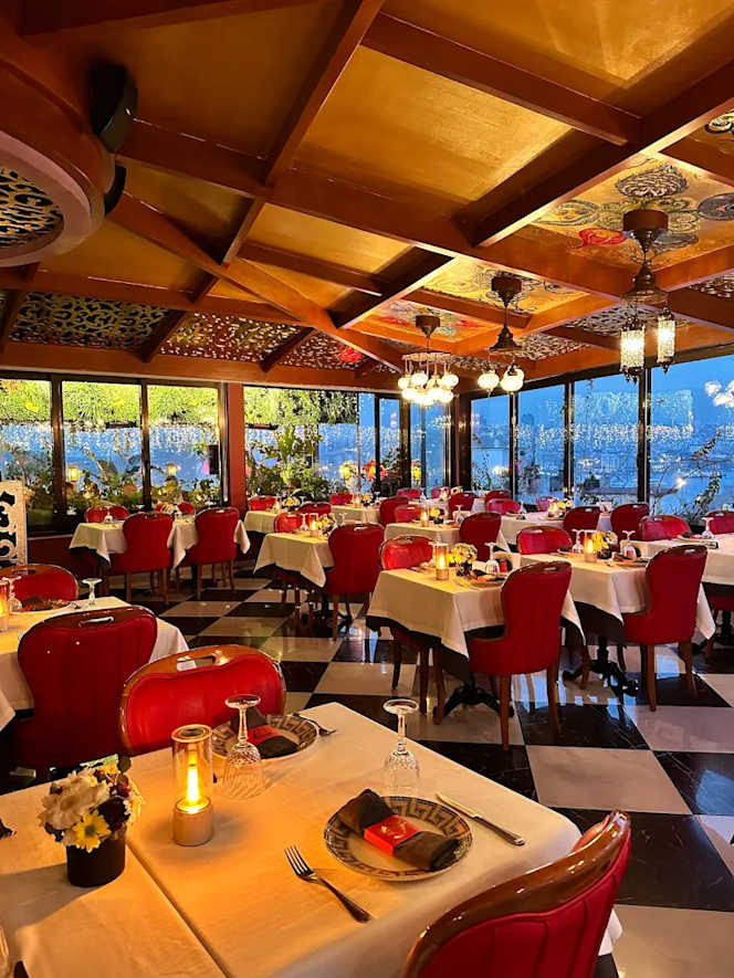 Roof Mezze 360 Restaurant - 0