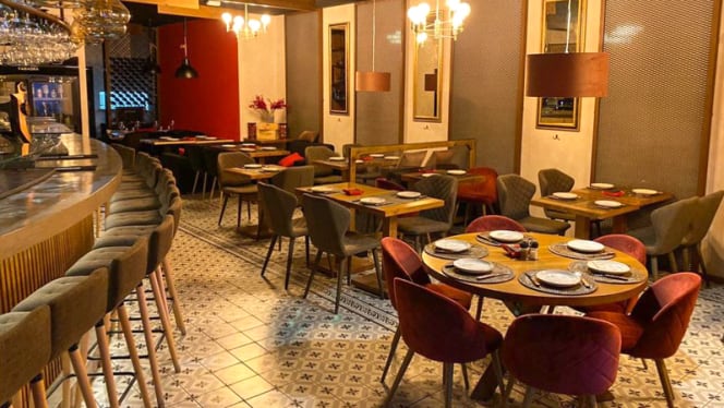 NÚMERO UNO STEAKHOUSE CANOVAS - 0