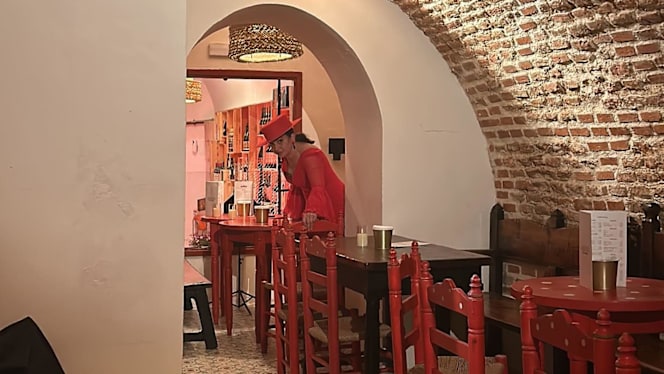 La Cava de Marcelino, Vinos y Ultraporcinos - 6