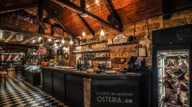 La Corte Dei Mangioni - 1