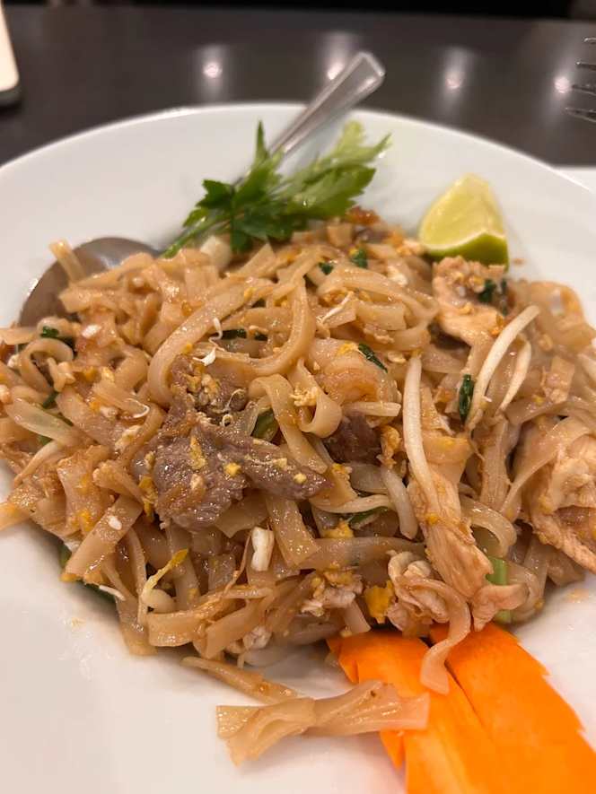 Coriander Restaurant - Indian and Thai food Chorlton - 5