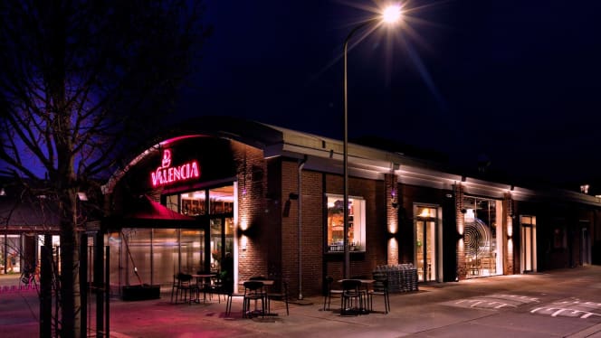 Valencia Deventer - 1