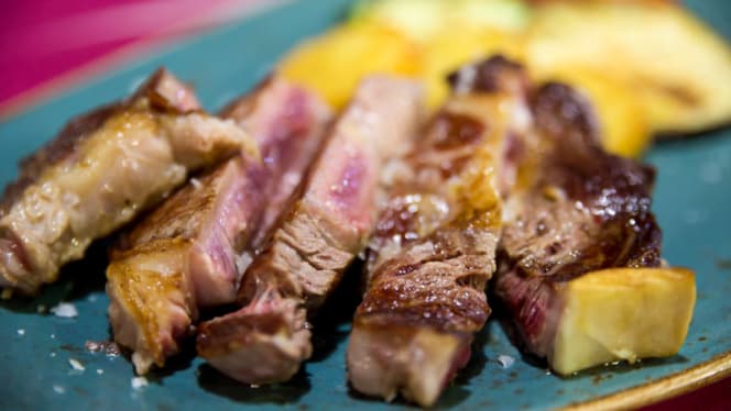 La Taberna, Vinos y Tapas - 7