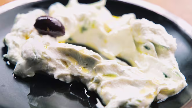 The Greek Embassy - Coffee Bar Kouzina - Weesperzijde - 1