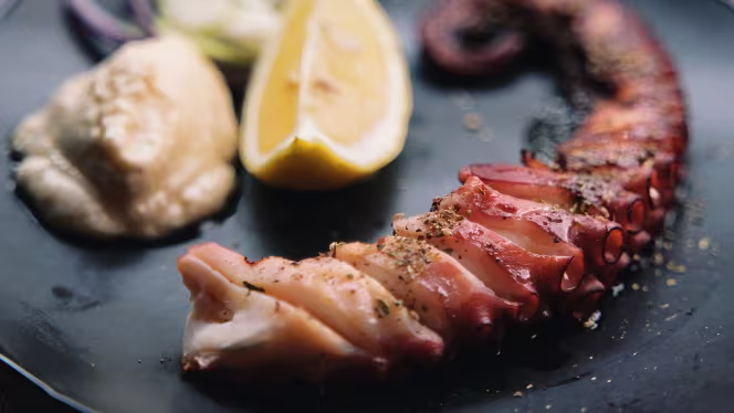 The Greek Embassy - Coffee Bar Kouzina - Weesperzijde - 4