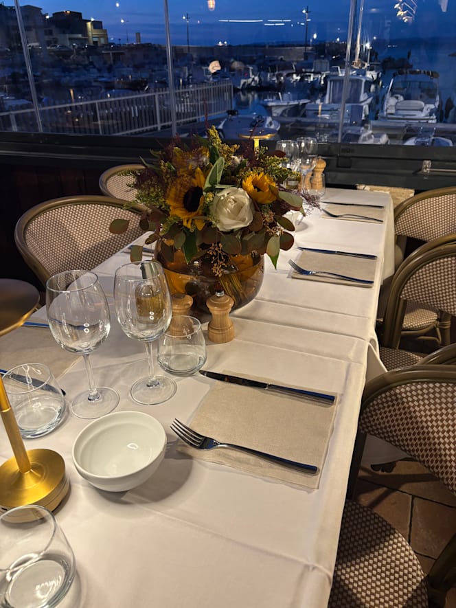 Le Grand Bar des Goudes - Marseille - 1