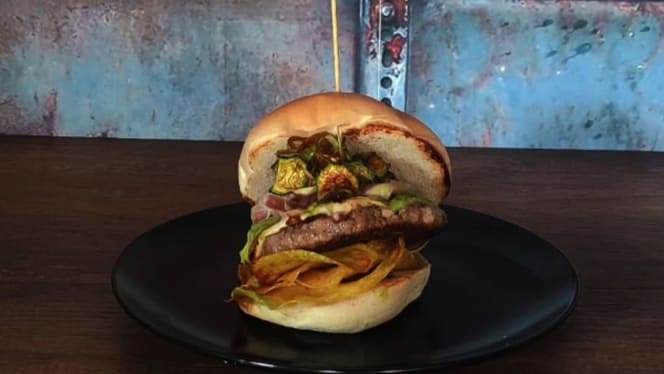 La Industria Pub-Pizzeria - 7