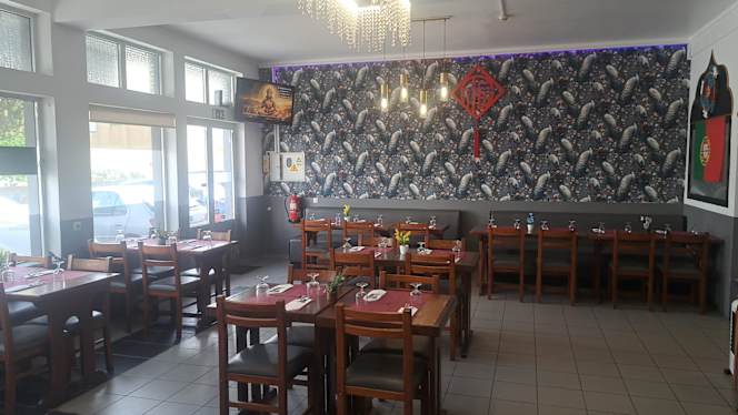 The Flame Grill Restaurante and Bar - 2