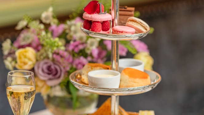 Afternoon Tea at Laduree Covent Garden - 1