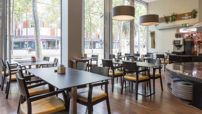 The Gastro Corner - Four Points by Sheraton Barcelona - 4