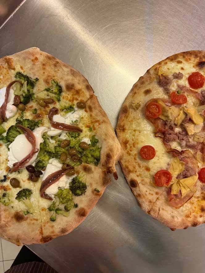 Pizzeria Leo - 1