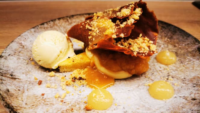 Le Voyage Gourmand, Bus Restaurant - 1