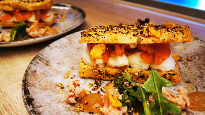 Le Voyage Gourmand, Bus Restaurant - 2