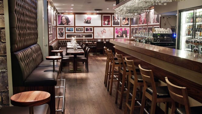 Internationella Pressklubben - 1