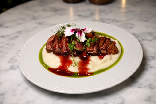 Brutt Champagneria Gastrobar - 5