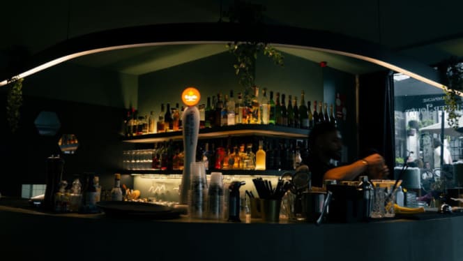 Brutt Champagneria Gastrobar - 6