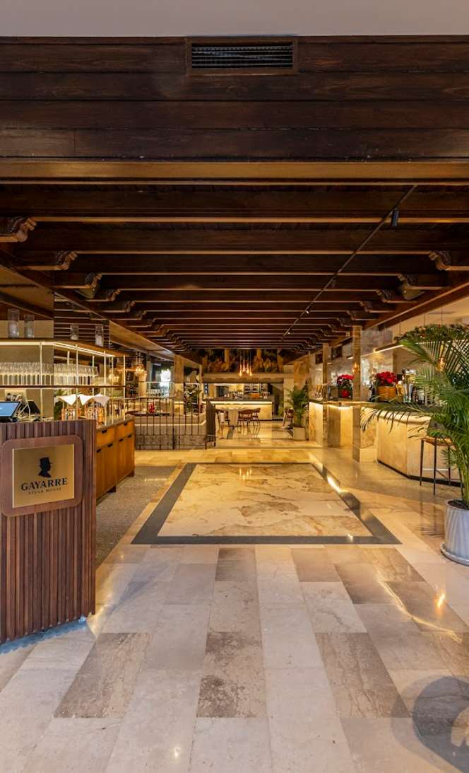 Gayarre  Steak House - 5