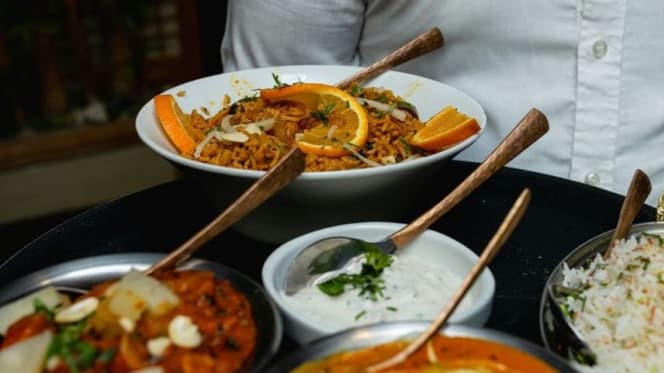 New taste of india Paterna - 1