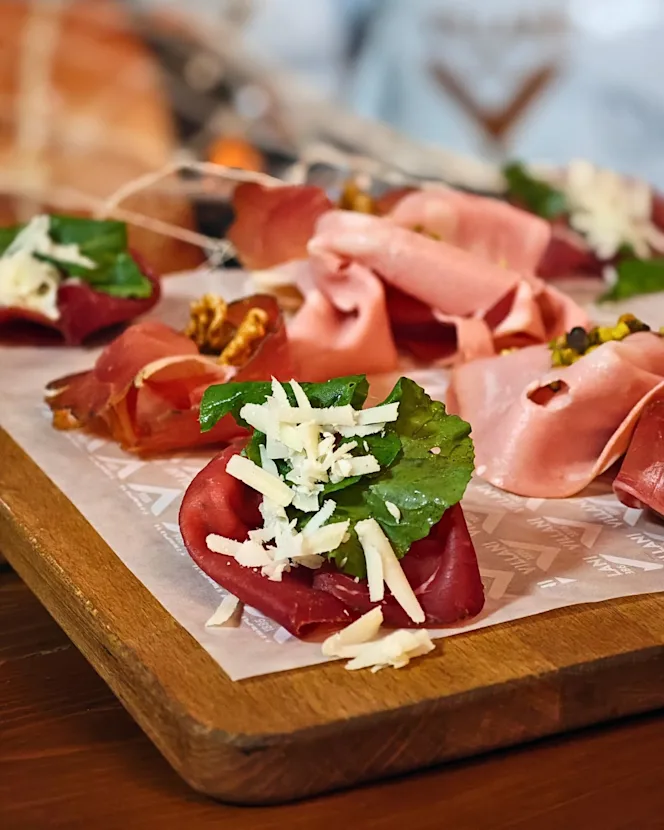Paco Pi Pizzeria E Cucina - Tradizione Partenopea - 0