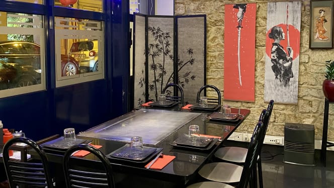 Devant Vous - Paris - 9