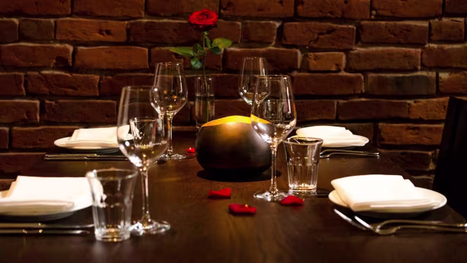 FARDi SYRIAN RESTAURANT - 5