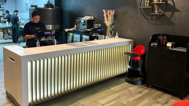 Cesar Italian Touch - 1