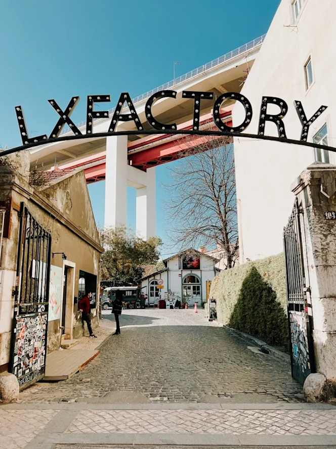 Collect ‣ Lx Factory - 0