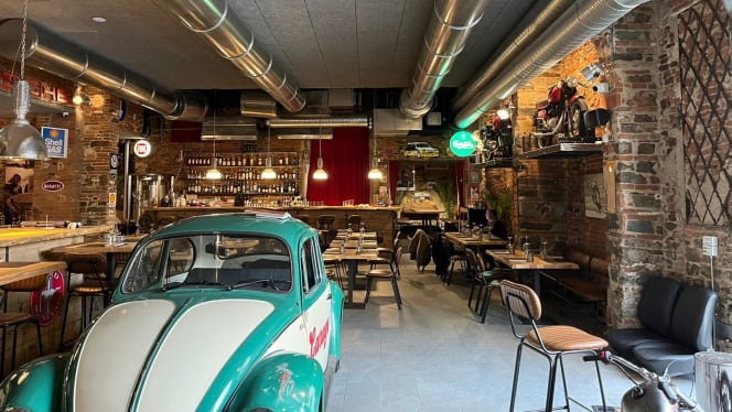 Ristorante Garage - Pizza, Grill & Cocktails - 8