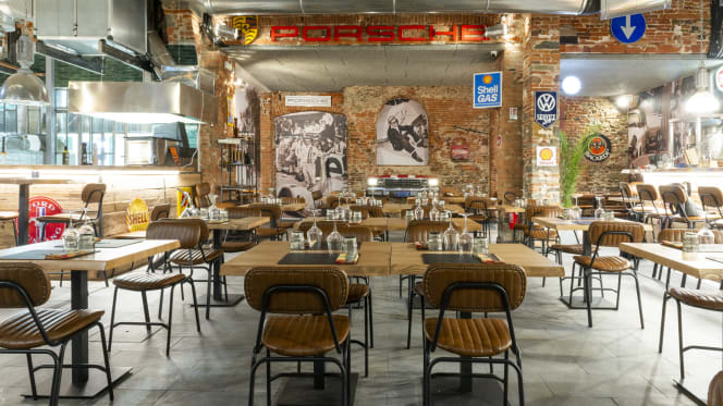 Ristorante Garage - Pizza, Grill & Cocktails - 7