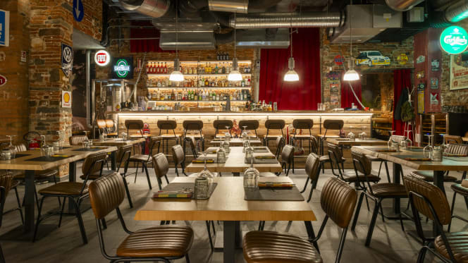 Ristorante Garage - Pizza, Grill & Cocktails - 5