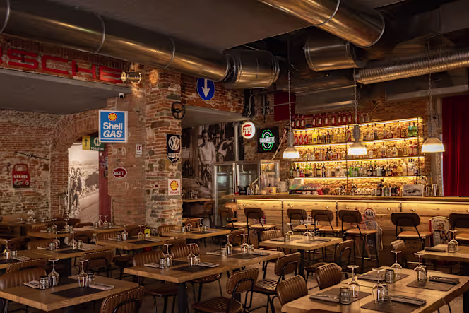 Ristorante Garage - Pizza, Grill & Cocktails - 0