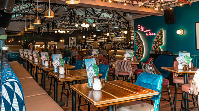 Slug and Lettuce, Newcastle-Under-Lyme - 2