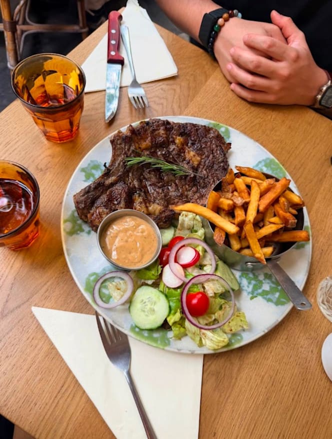 Le Franklin Steak House - 9