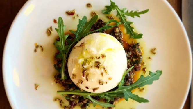 Fox Fine Wine & Spirits - 5