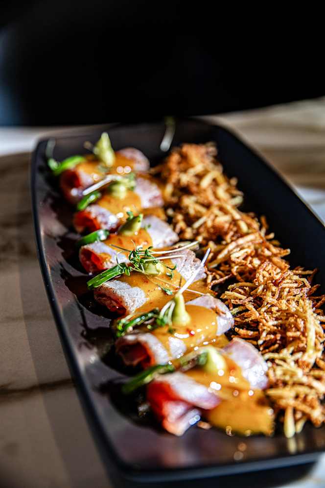 Restaurant Rebelión Tapas Fusion & Bar - 1