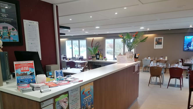 Campanile Bayeux - 6