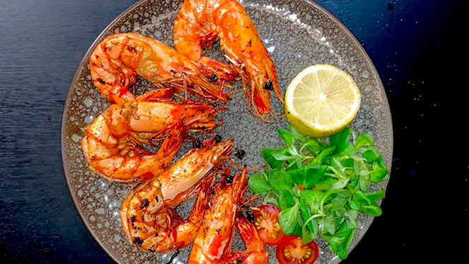 Deyacos Restaurant & Bar - 4