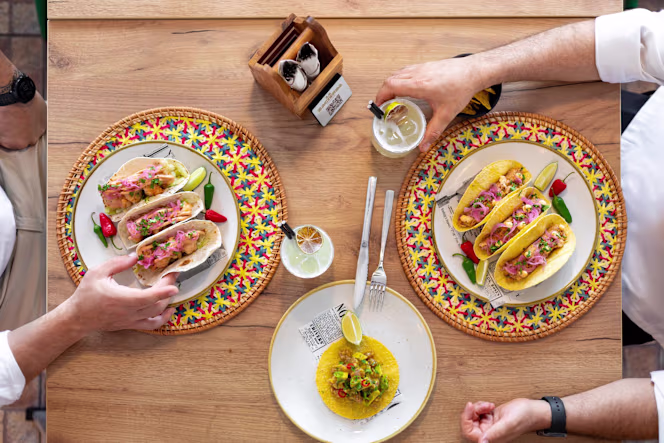 Taquería La Hacienda - 6