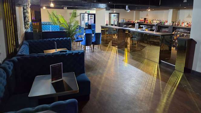 Sigma Caribbean Restaurant & Bar - 6