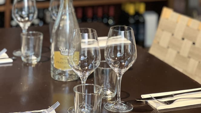 Vinfolket Drottninggatan - 0