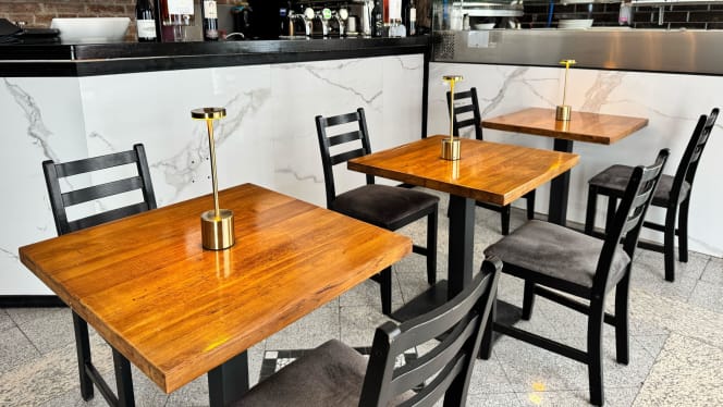 La Grande Famiglia - Ristorante Pizza Napoli - 2