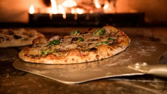 La Grande Famiglia - Ristorante Pizza Napoli - 6