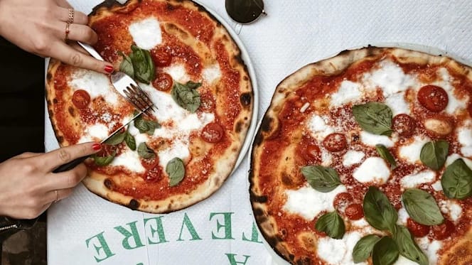 La Grande Famiglia - Ristorante Pizza Napoli - 0